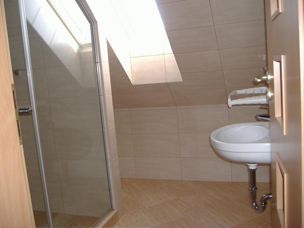 Oereghegy Vendeghaz Apartment เอ็กแกร์ซาโลก ห้อง รูปภาพ